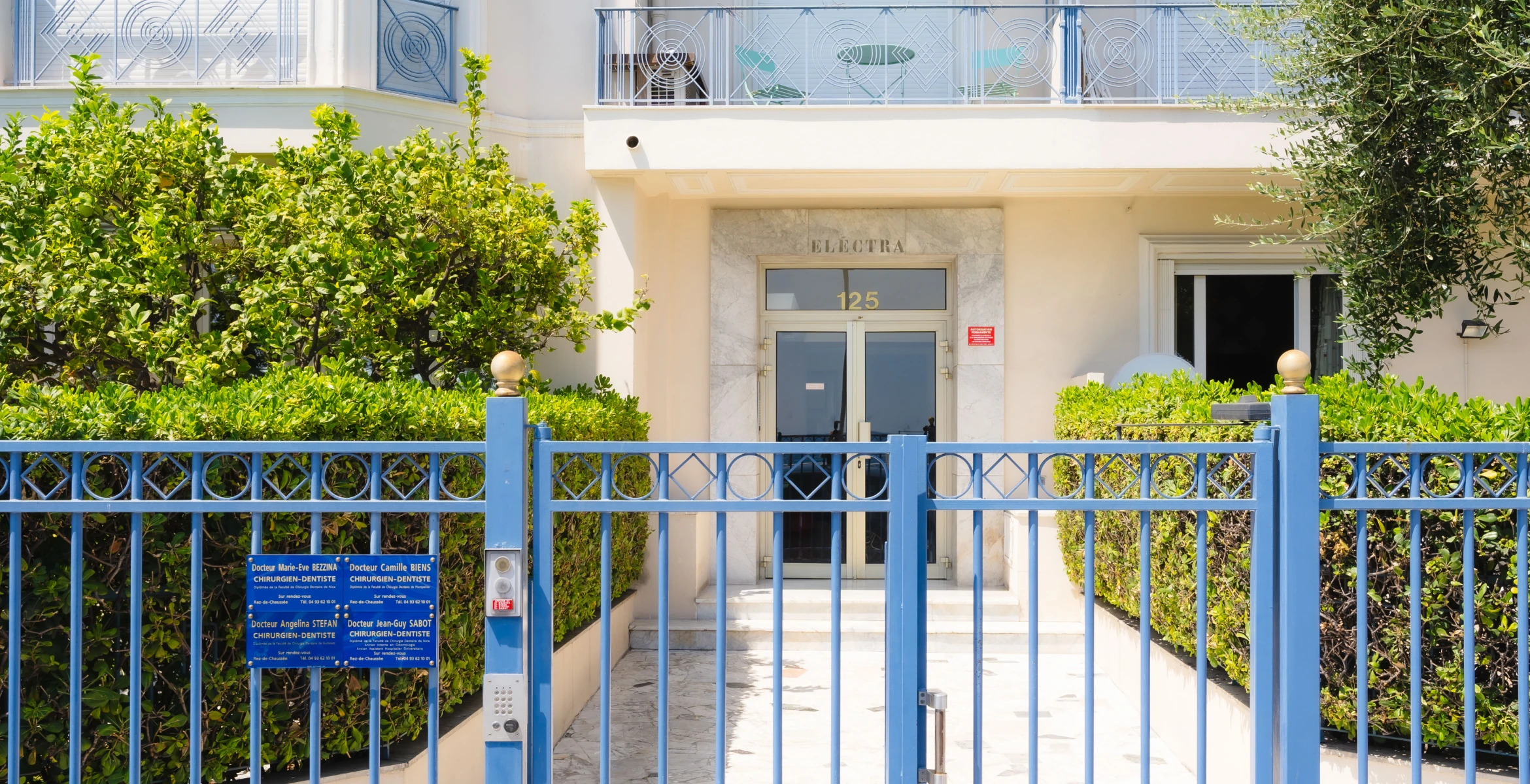 Le Cabinet B des Drs Bezzina, Biens, Stefan & Sabot sur la Promenade des Anglais à Nice